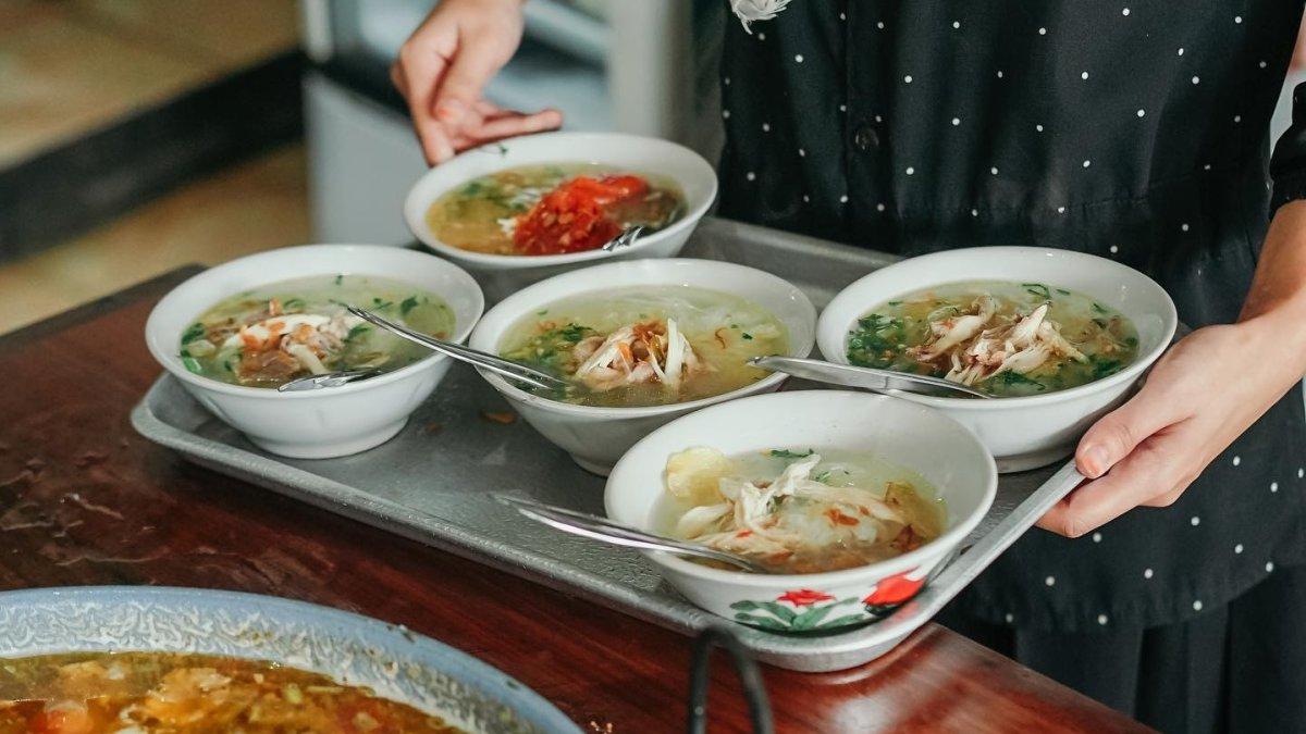 Soto Gading, satu tempat sarapan enak di Solo.