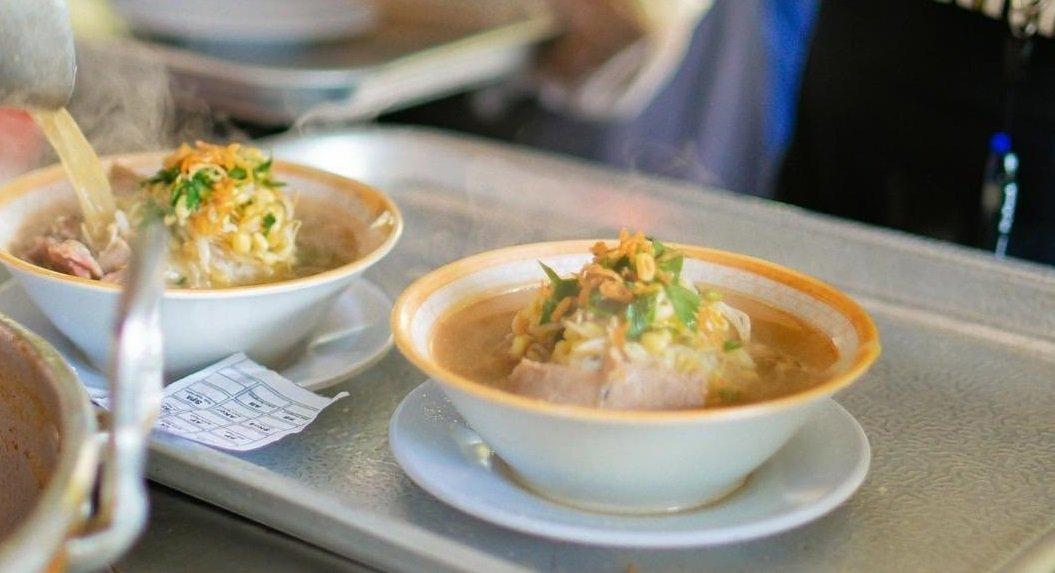 Spesial Soto Boyolali Hj. Hesti, satu tempat makan soto Boyolali enak yang wajib kamu coba.