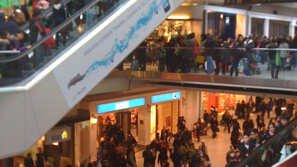 Suasana Boxing Day sehari setelah Natal di Inggris