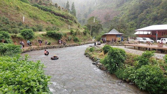 Suasana Sivin Camp, Desa Latimojong, Kecamatan Buntu Batu, Kabupaten Enrekang, Sulawesi Selatan.