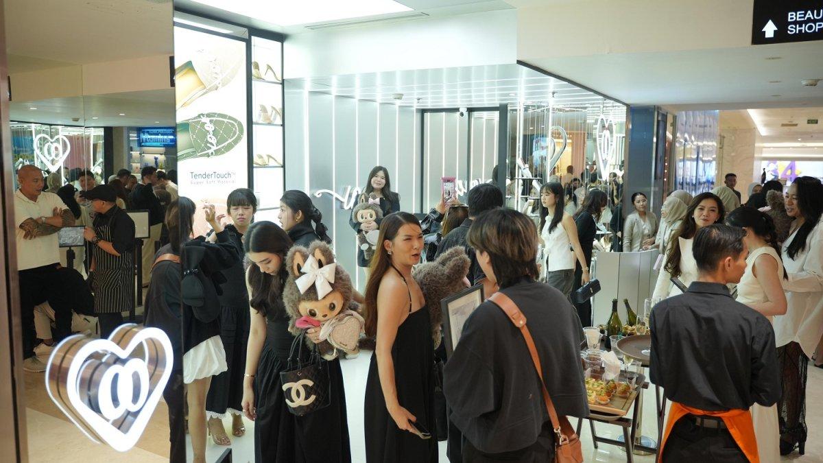 Suasana di 1001 yang buka gerai di Plaza Indonesia