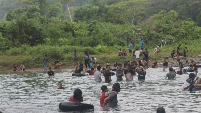 Suasana di bendungan Way Krui Pesisir Barat Lampung.