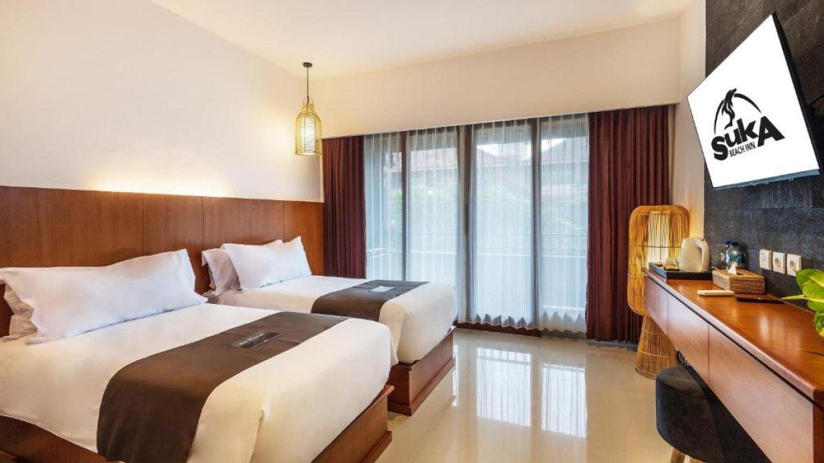 Suka Beach Inn, satu hotel bintang 3 dekat Pantai Kuta Bali dengan tarif inap mulai Rp 100 ribuan.