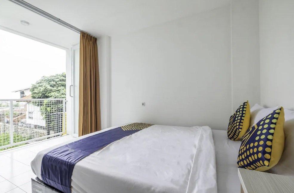 Super OYO 2190 Alamanda 7 Syariah, hotel murah di Bandung