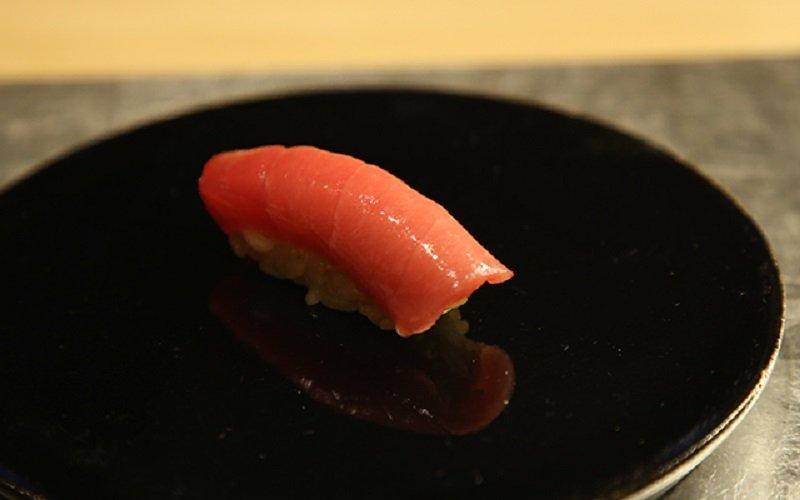 Sushi Ishijima, satu restoran terbaik di Tokyo Jepang.