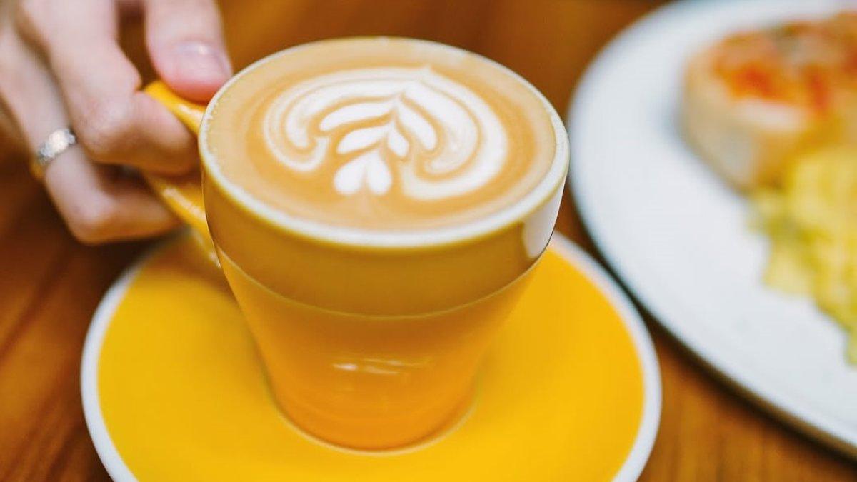 Sydwic, satu tempat ngopi hits di Bandung, Jawa Barat.