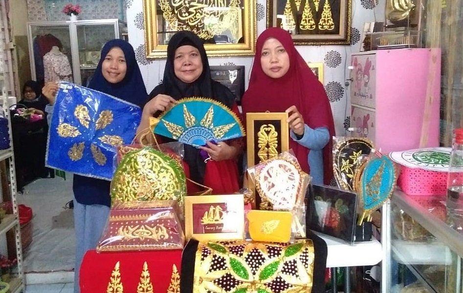 TEKAD TIGA DARA- Tekad Tiga Dara bukan sekadar usaha kerajinan tangan, tetapi juga bentuk nyata pelestarian budaya Melayu.