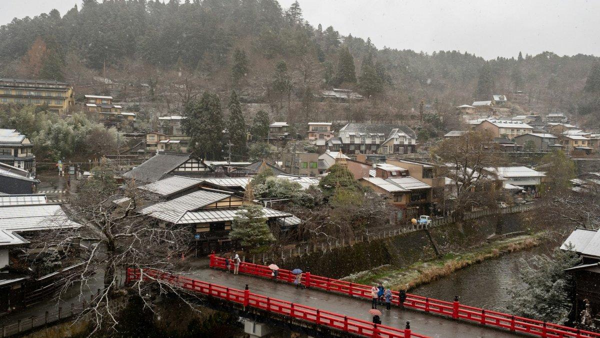 Takayama, satu tempat wisata di Jepang yang cocok untuk liburan solo traveling.