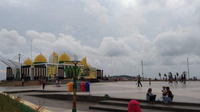 Taman Gurindam, Tanjungpinang, Kepulauan Riau.