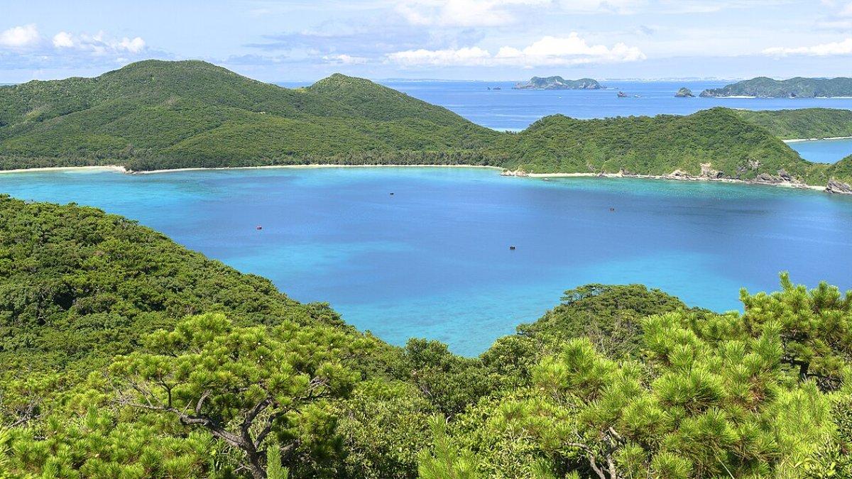 Taman Nasional Kepulauan Kerama, satu taman nasional terbaik di Jepang.
