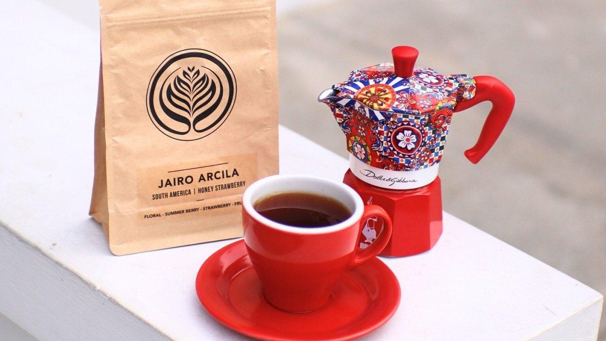 Tanaku Kopi, sau kafe kopi di Solo, Jawa Tengah.