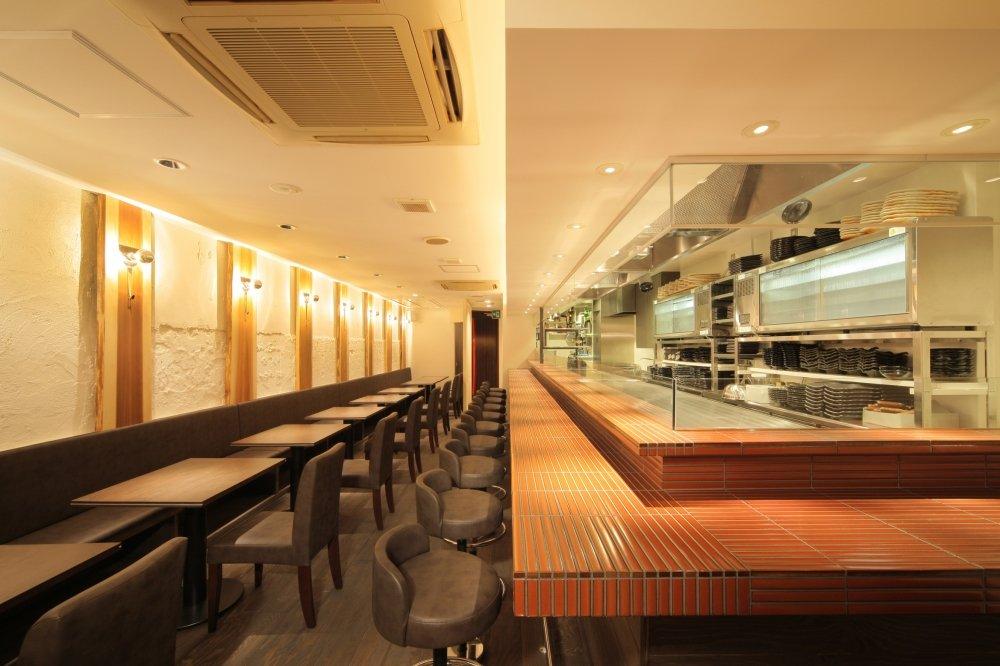 Teppan-Jinja, satu izakaya terbaik di Osaka Jepang.