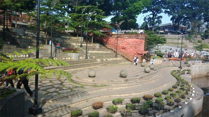 Teras Cikapundung Bandung