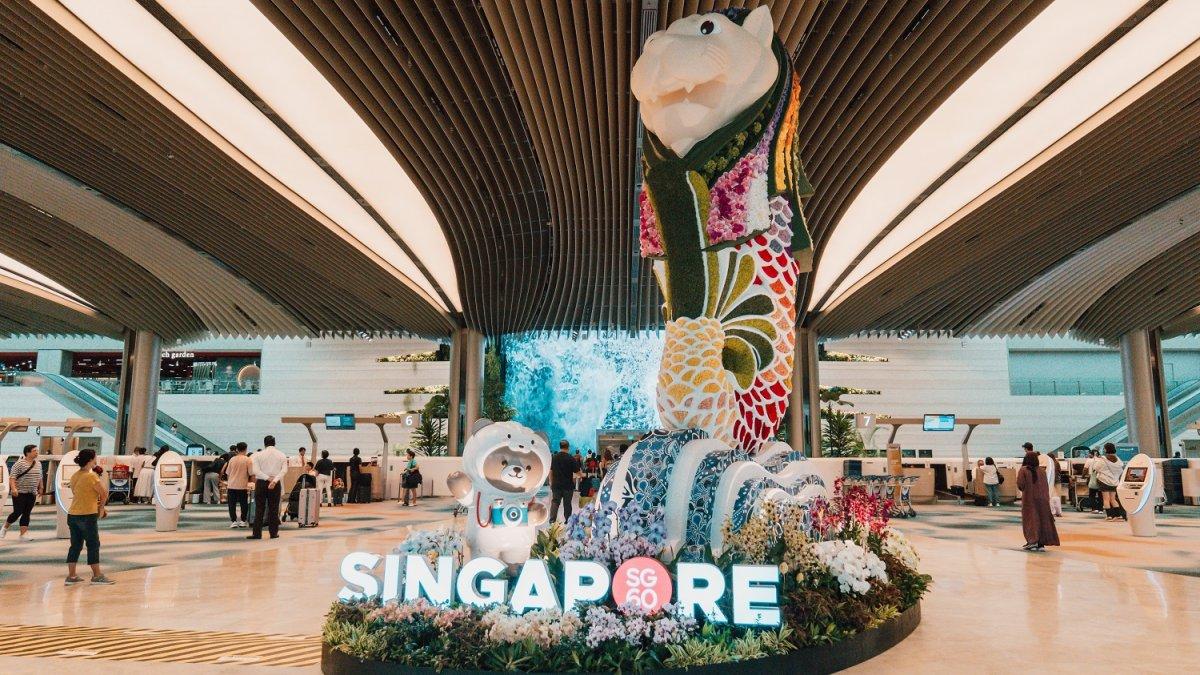 Terminal 2 Floral Merlion, Changi Airport, Singapura