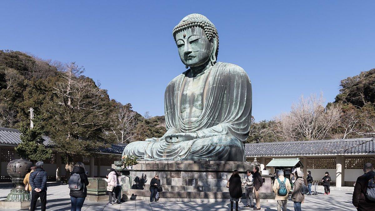 The Great Buddha, satu tempat wisata terbaik di Kamakura Jepang.