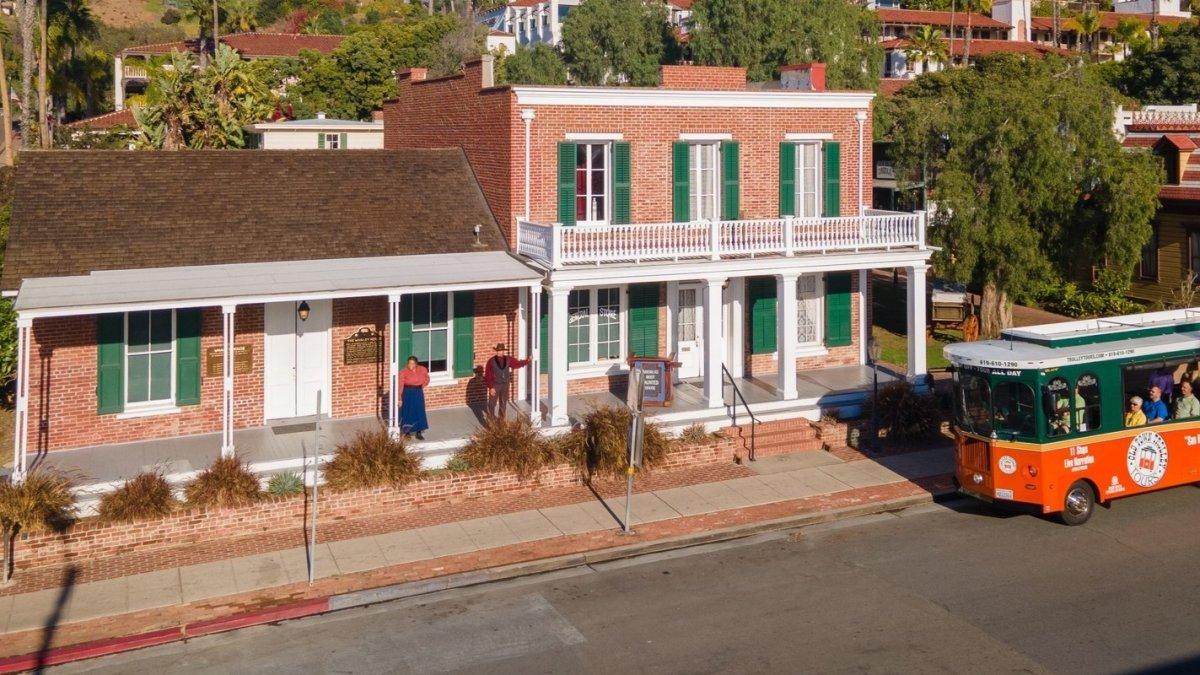 The Whaley House, satu tempat wisata paling seram dan menakutkan di Amerika Serikat.