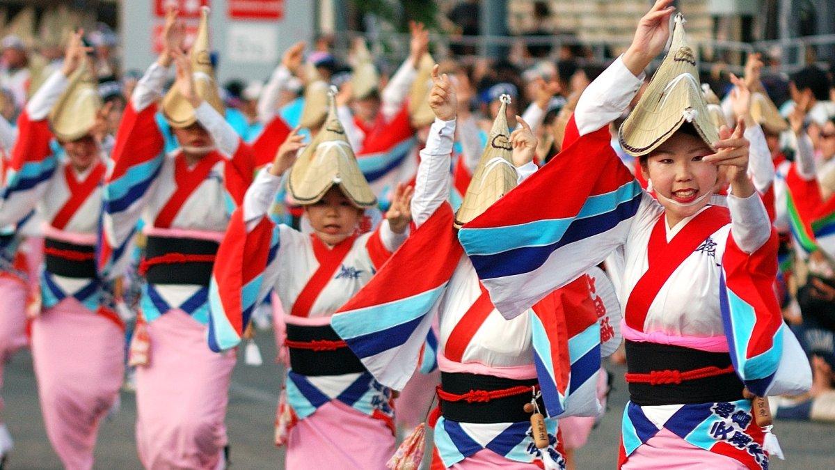 Tokushima Awa Odori, satu festival terbaik di Jepang.