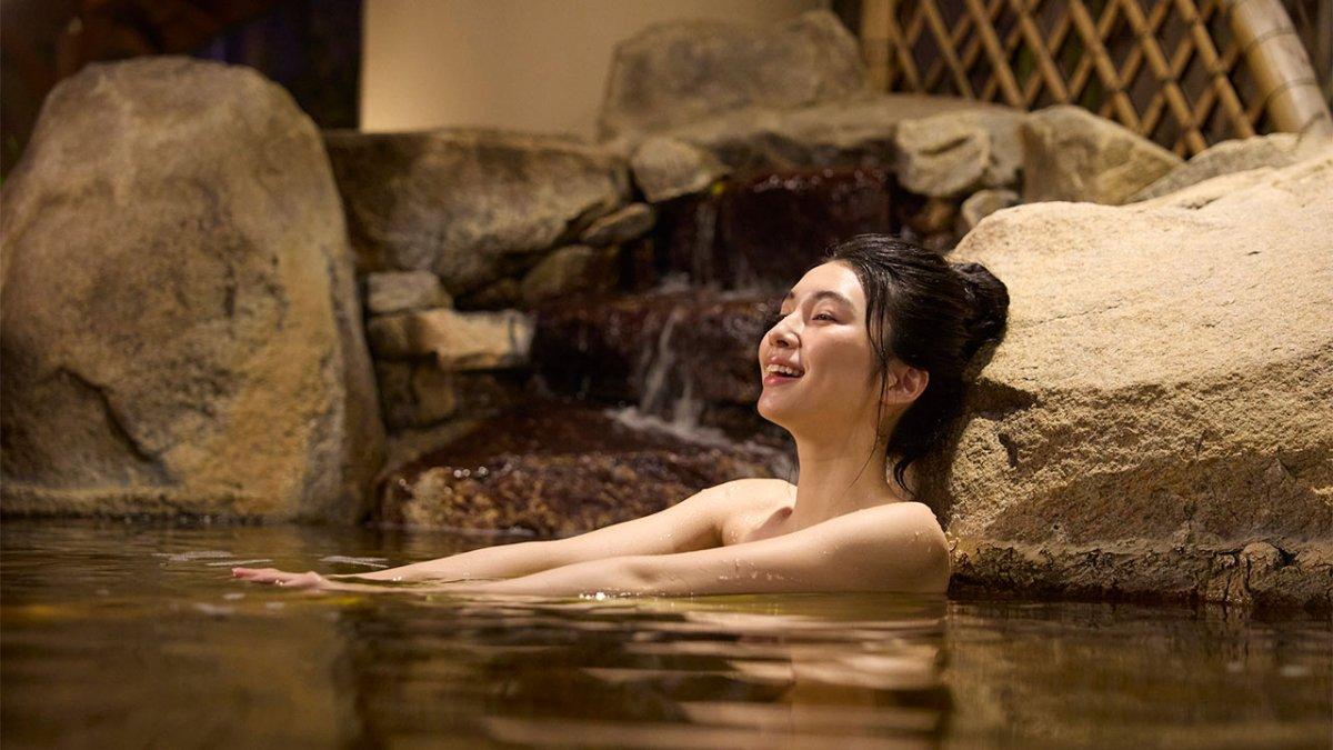 Tokyo Dome City Spa LaQua, satu onsen terbaik di Tokyo Jepang buat kamu yang ingin bersantai.