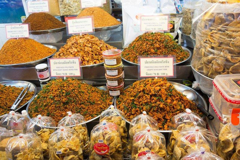 Tor Kor Market, satu tempat belanja makanan sehat yang murah dan lengkap di Bangkok Thailand.