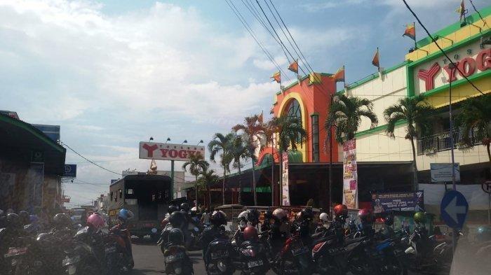 Toserba Yogya Ciamis buat belanja oleh-oleh