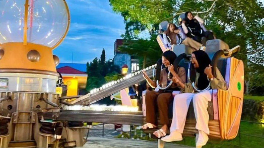 Trans Studio Garden Tanjungpinang.