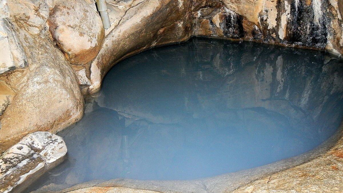 Tsubo Yu, satu onsen ramah tato terbaik di Kansai Jepang.