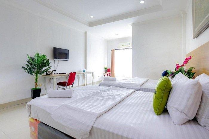 Urbanview SRB Cibubur by RedDoorz, rekomendasi hotel murah di Cibubur dan sekitarnya yang bisa menjadi tempat pilihan untuk menginap.