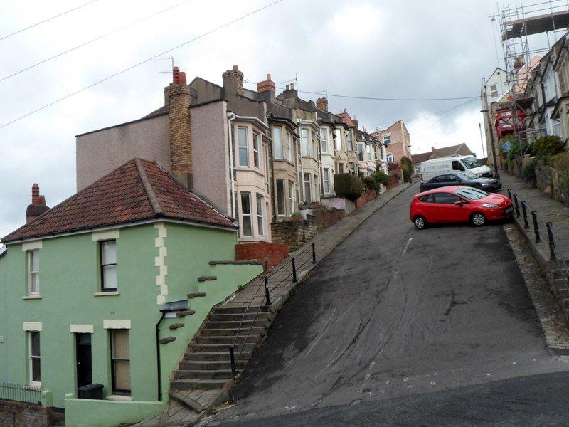 Vale Street, satu jalan paling curam di dunia.