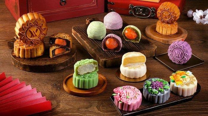Vasa Hotel Surabaya yang mengusung The Royal Fengxian untuk memanjakan para tamu yang ingin menikmati kue spesial tersebut.