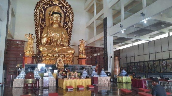 Vihara Avalokitesvara Graha, Tanjungpinang, Kepulauan Riau.