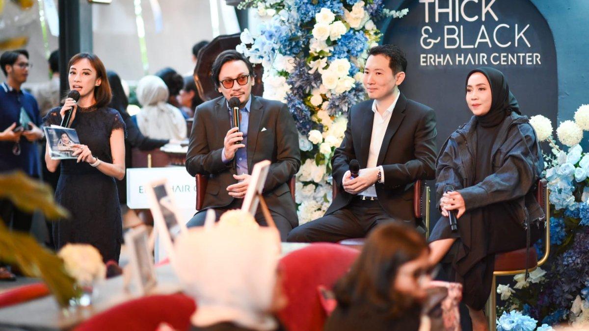 Vincent Rompies selaku Duta Lebat Thick & Black ERHA Hair Center dalam HairGala: A Night of Hairfidence di The Langham, Jakarta.