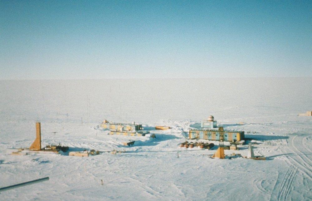 Vostok Research Station, satu tempat terdingin di Bumi yang pernah tercatat.