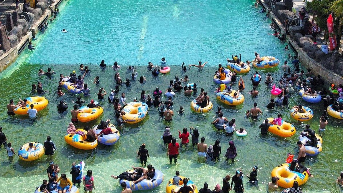 Wahana di Atlantis Ancol Jakarta bisa dinikmati anak-anak hingga dewasa.