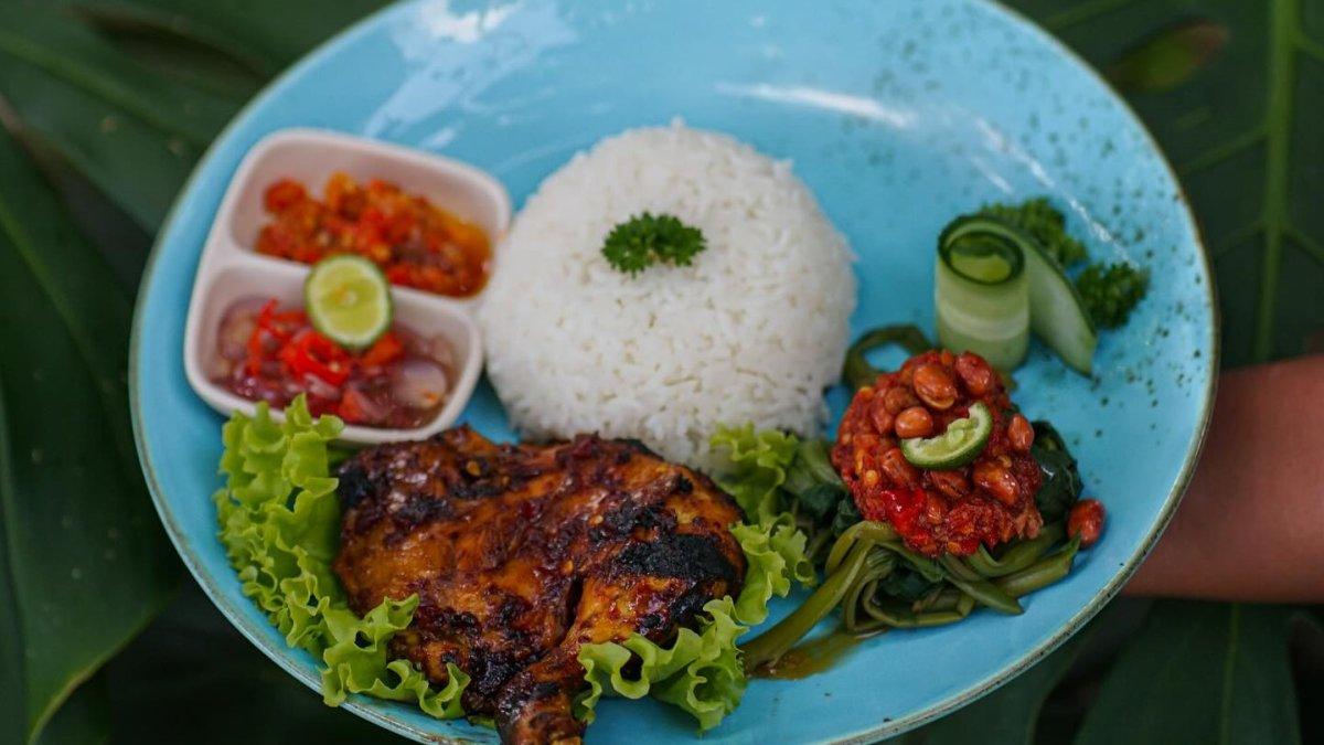 Warung Lojhi, Badung, Bali.