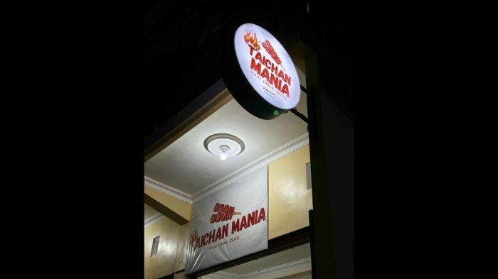 Warung Taichan Mania beralamat di Jl. Raya Kalumata Puncak (samping max berlian dirgantara), Ternate Selatan, Maluku Utara