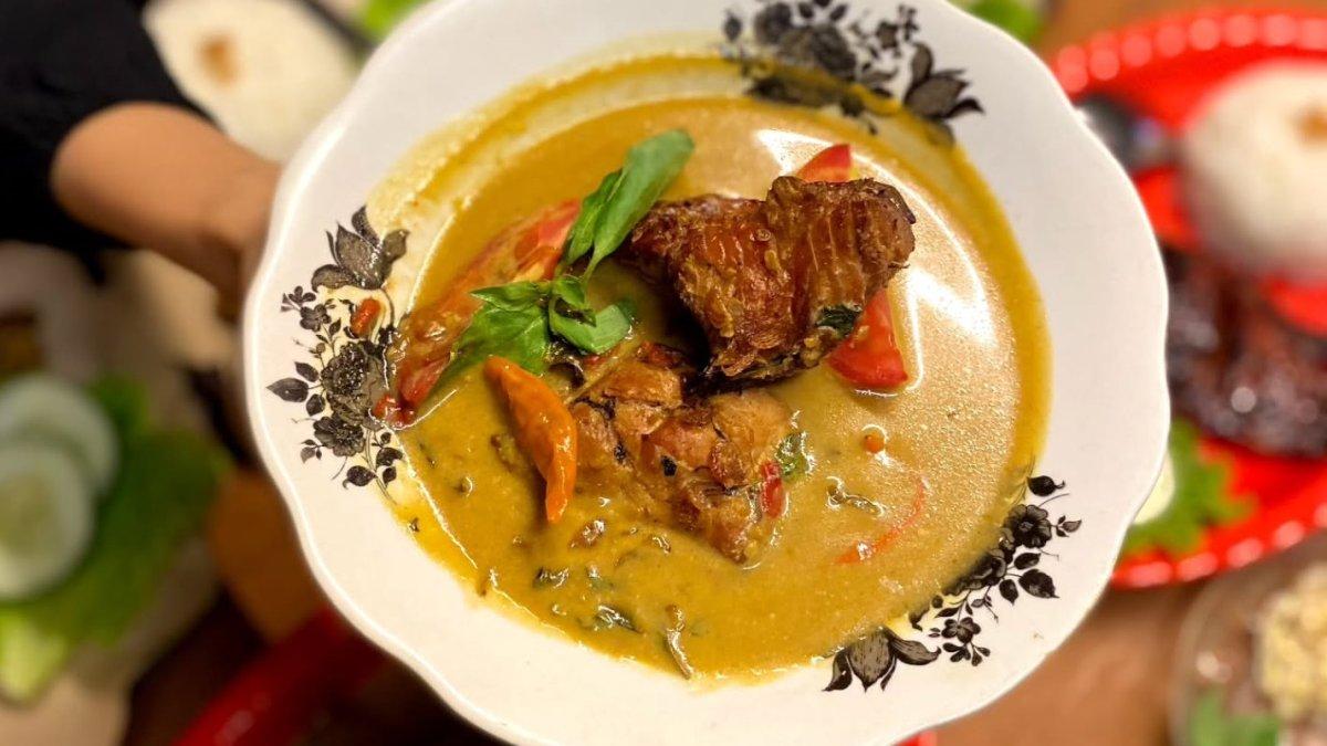 Wedangan Joglo Petruk, satu tempat makan di Boyolali, Jawa Tengah, Selasa (4/2/2025)