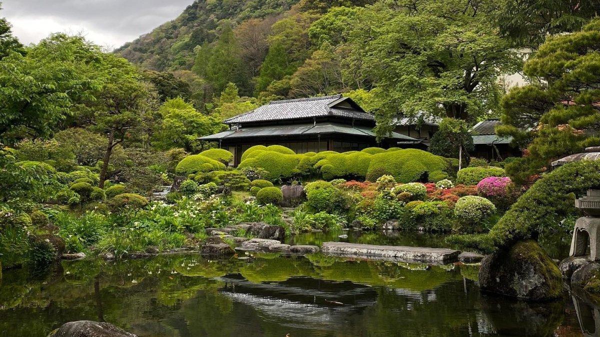 Yoshiike Ryokan, satu tempat wisata terbaik di Hakone Jepang.