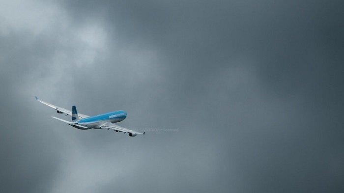 Penerbangan Aerolineas Argentinas AR1133 dari Madrid ke Buenos Aires mengalami turbulensi parah pada Rabu (19/10/2022).