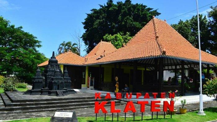 Anjungan Klaten di Grand Maerakaca, Semarang, Jawa Tengah.