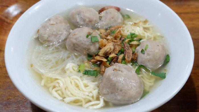 Bakso PMI, kuliner malam di Pajajaran Bogor.