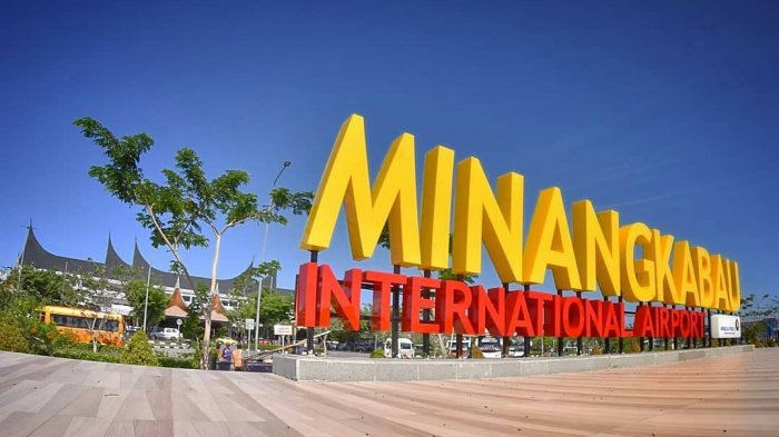 Bandara Internasional Minangkabau.