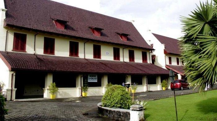 Benteng Fort Rotterdam, tempat wisata di Makassar.