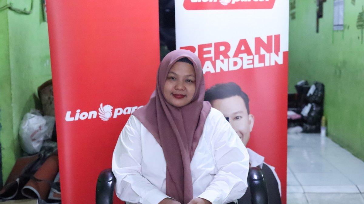 berhasil mengubah hidupnya dan keluarga dengan bergabung sebagai mitra agen Lion Parcel