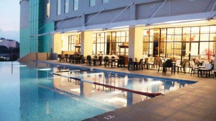 Fasilitas kolam renang di Hotel Bigland Renotel Bogor, Minggu (9/2/2020).