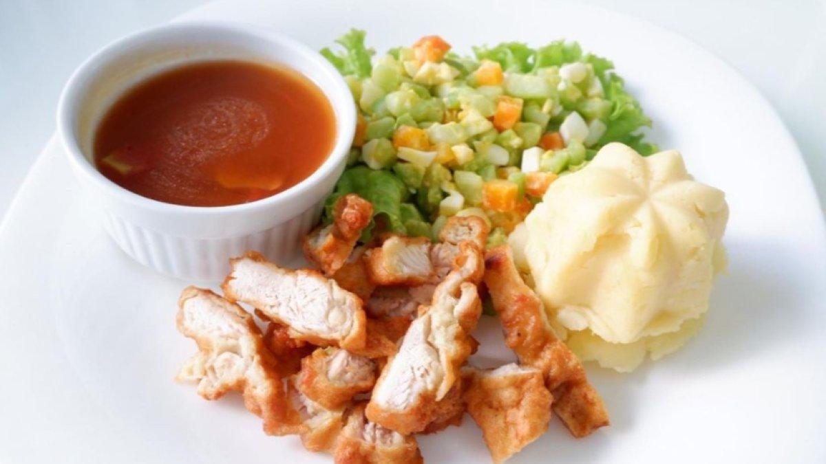 Bistik ayam, menu sarapan enak di Warkop Nipah Padang.