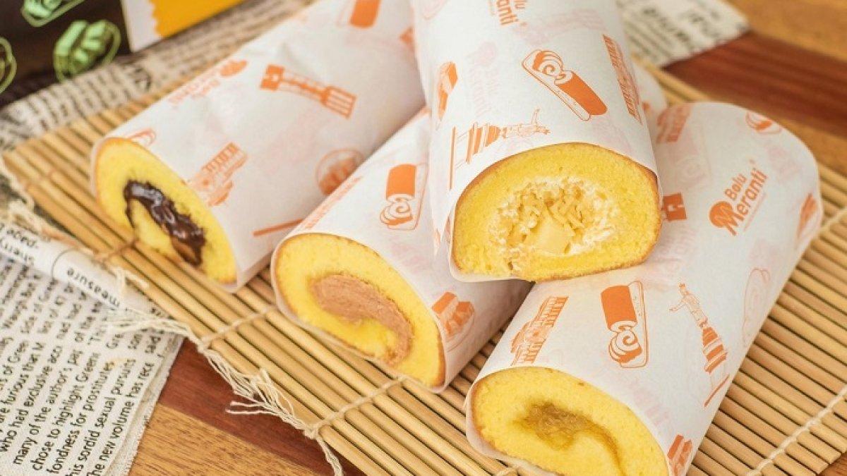 Bolu Meranti, rekomendasi oleh-oleh khas Medan.