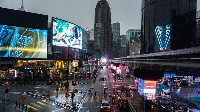 Bukit Bintang, salah satu pusat perbelanjaan paling populer di Kuala Lumpur, Malaysia.