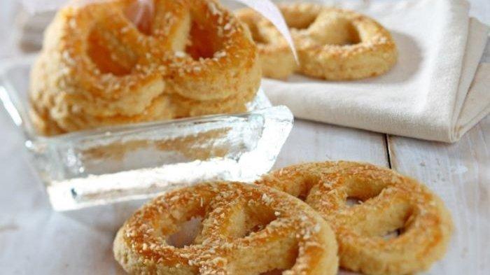 Coconut butter cookies.