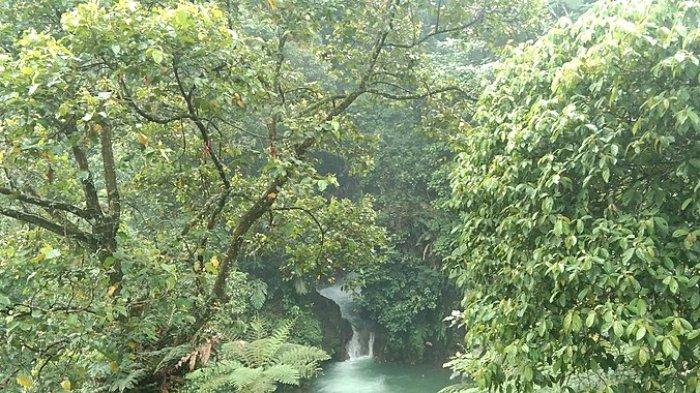 Curug Cibulao, satu tempat wisata alam di Bogor buat dikunjungi untuk liburan akhir tahun.
