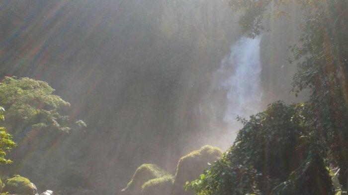 Akses Menuju Curug Cimarinjung di Jawa Barat